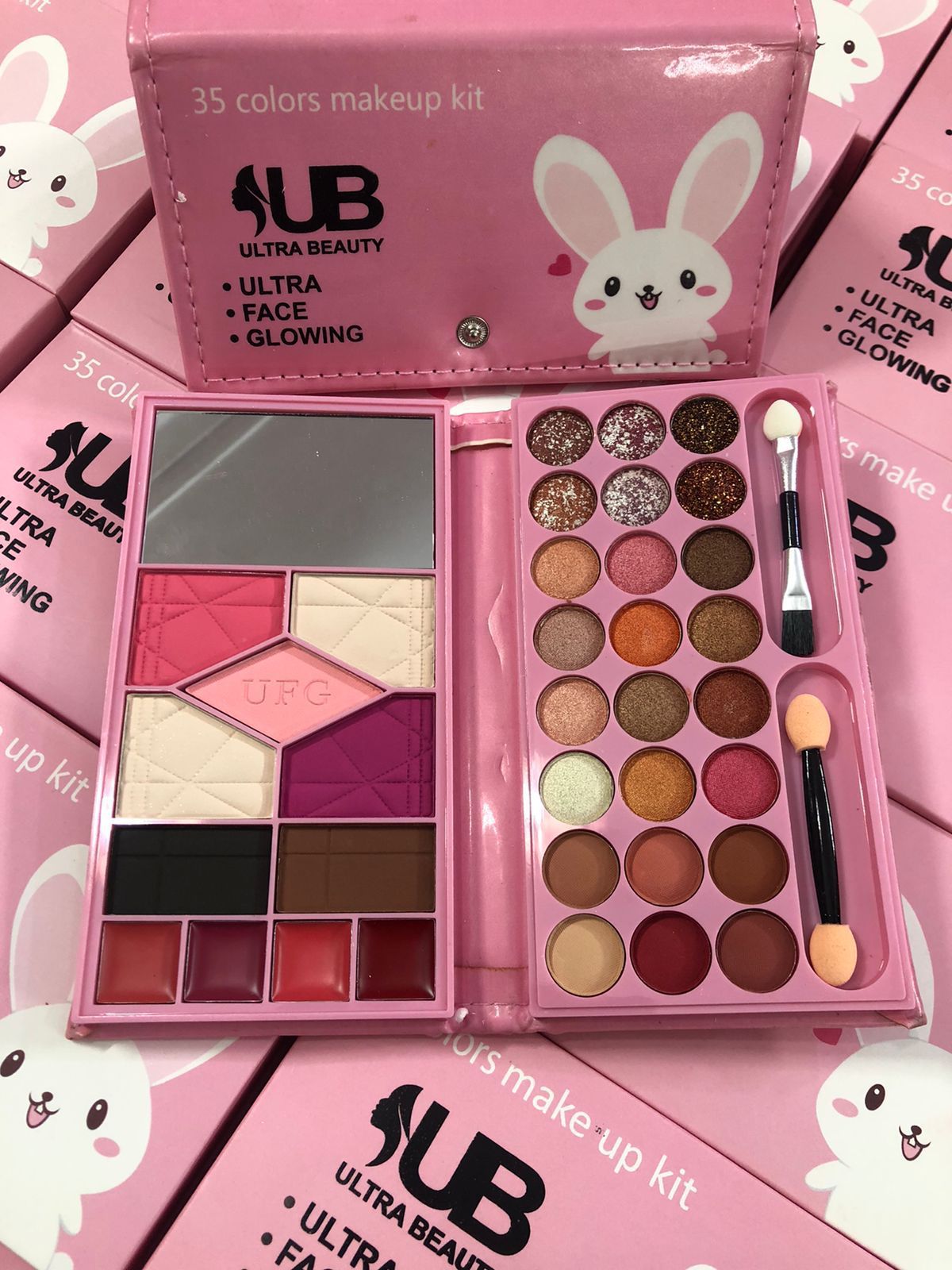 Ultra Beauty® 8-in-1 Master Palette