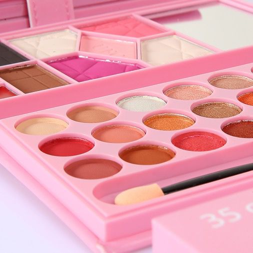 Ultra Beauty® 8-in-1 Master Palette
